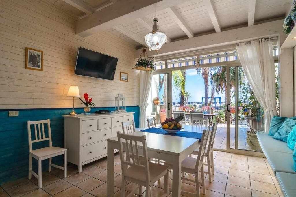 Casa Delle Zammare Fronte Mare Centro Storico Riposto Exterior foto